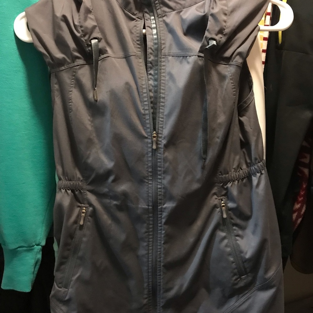 Lululemon jogging vest